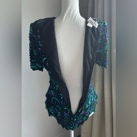 Laurence Kazar New York 100% Silk and Sequin Top Size Medium Vintage - Picture 5 of 10